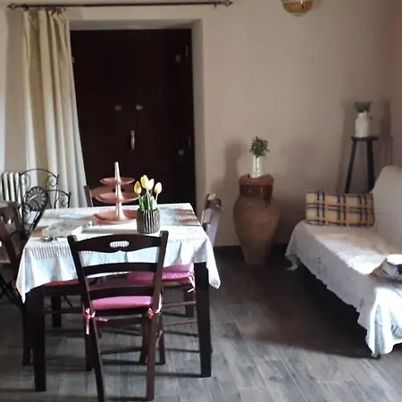 Apartment Bella Casa D'epoca In Splendido Borgo Siciliano