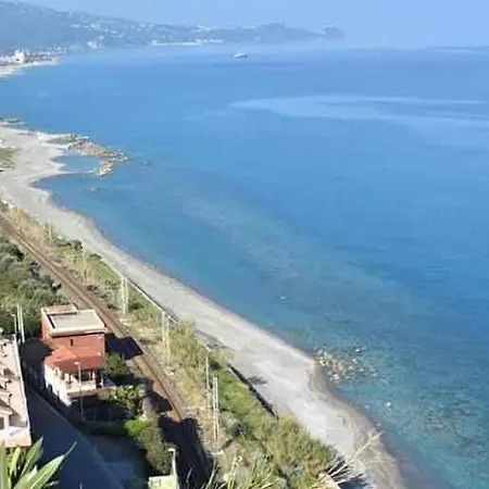 Bella Casa D'epoca In Splendido Borgo Siciliano * Piraino