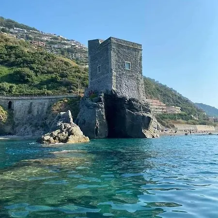 Bella Casa D'epoca In Splendido Borgo Siciliano