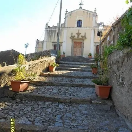 Apartment Bella Casa D'epoca In Splendido Borgo Siciliano